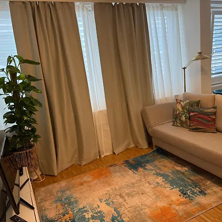 Piti Apartment